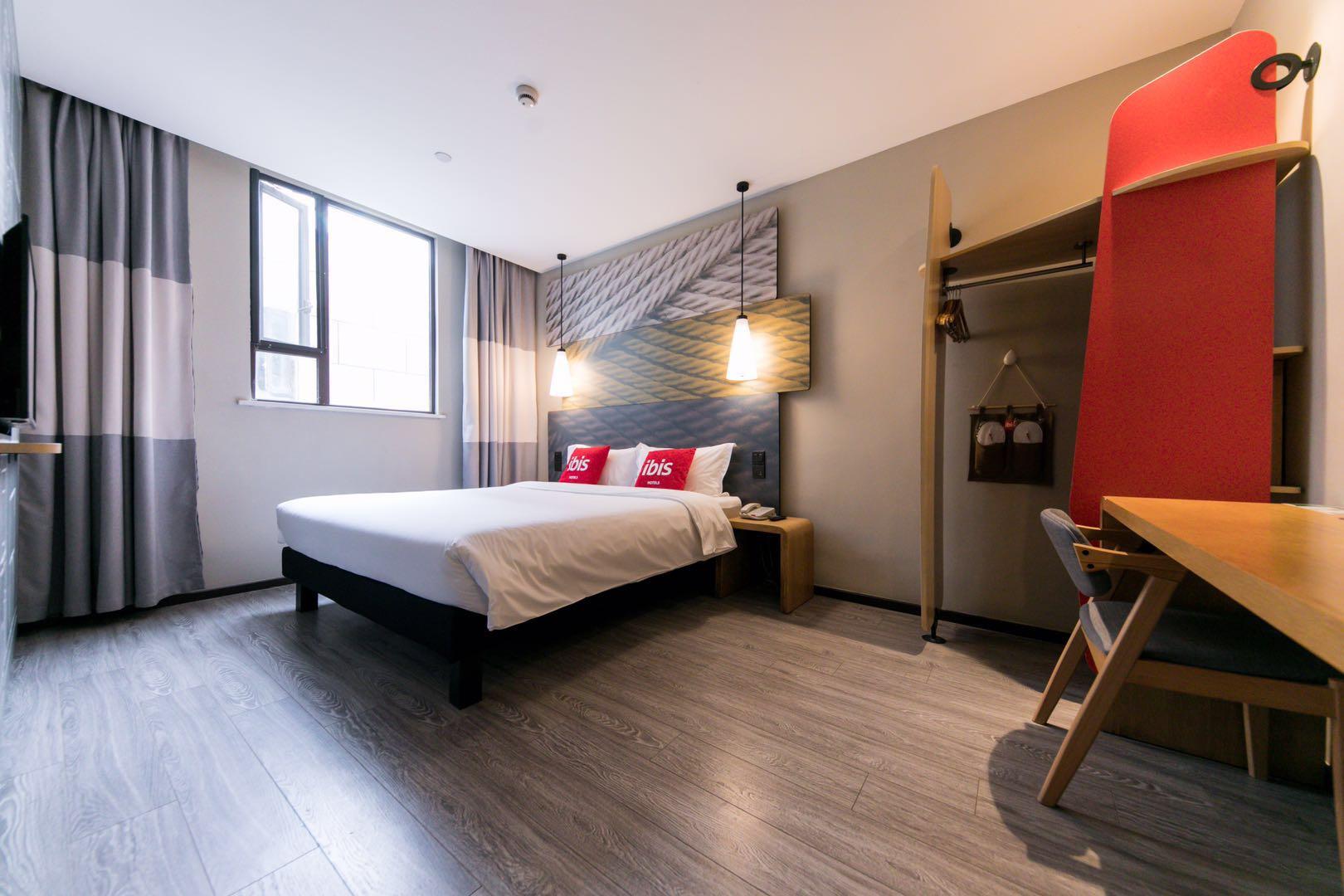 Ibis Gubei Hotel